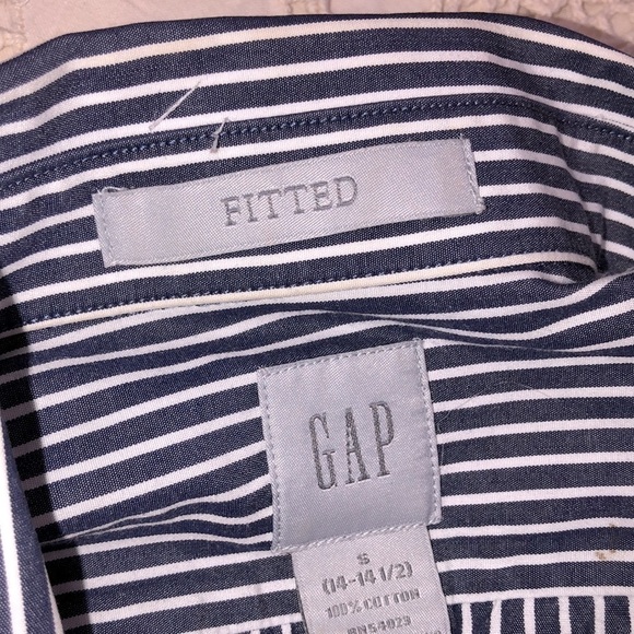 Gap fitted button down shirt striped size small - Picture 7 of 8